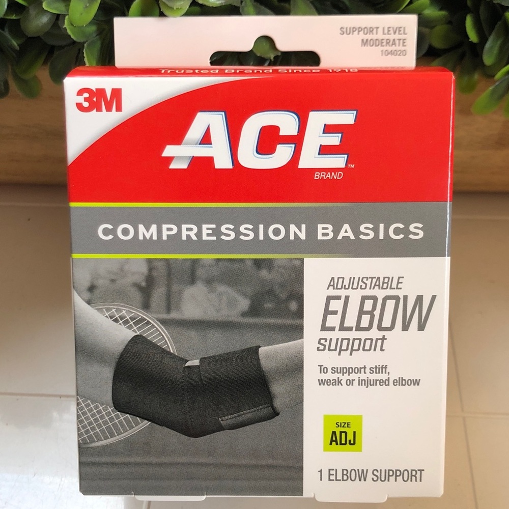 3M ACE ELBOW SUPPORT “NEW”
Compression Basics MODERATE
Adjustable